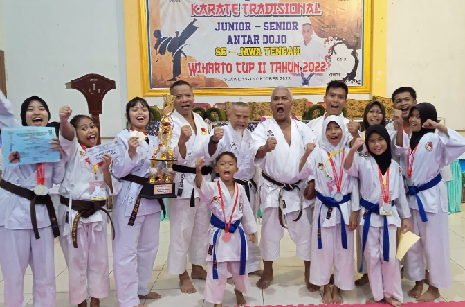 Dojo Karate Kim Bushido Tegal Juara Umum di Wiharto Cup Tingkat Jateng