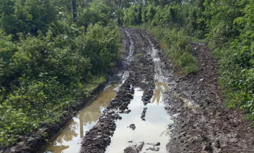 Jalan Kabupaten Rusak Parah, Warga Brebes Selatan Inginkan Perbaikan