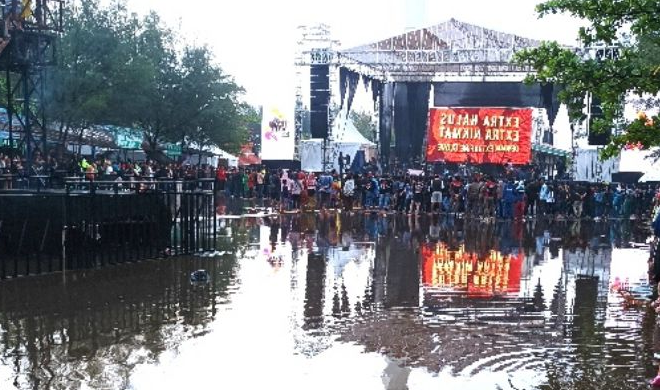 Konser Slank dan GIGI di Tegal Sepi Penonton Panitia Rugi Besar