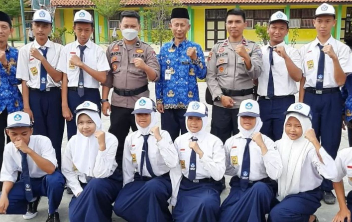 SMP 12 Kota Tegal Gelar Penyuluhan Kenakalan Remaja dan Bahaya Narkoba