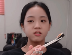 Reaksi Jisoo Blackpink saat memakan Gimbap “Aku tak bermaksud memakan semuanya”
