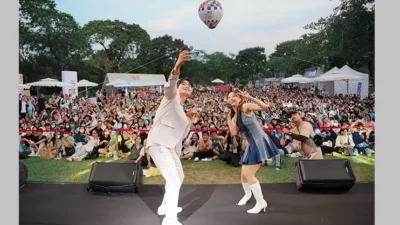 Aktor Lee Yi Kyung berhasil menyelesaikan fan meeting di Vietnam