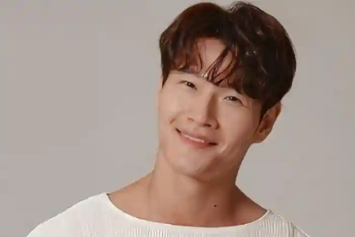 Kisah dimarahi oleh istri Jang Hyuk diungkapkan oleh Kim Jong Kook