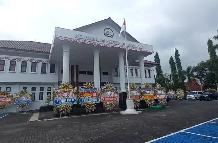 Mantan Kades Pangkah-Tegal dijatuhi hukuman lebih ringan dari tuntutan jaksa oleh PN Tipikor Semarang