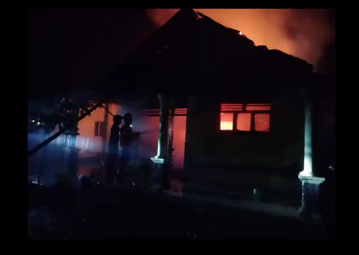 Terjadi Kebakaran Rumah Warga Luwungragi Brebes Diduga Disebabkan oleh Lampion