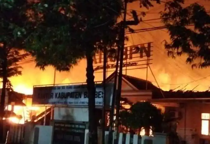 Api Lalap Kantor BPN Brebes, Ribuan Sertifikat Tanah Siap Serah Terbakar