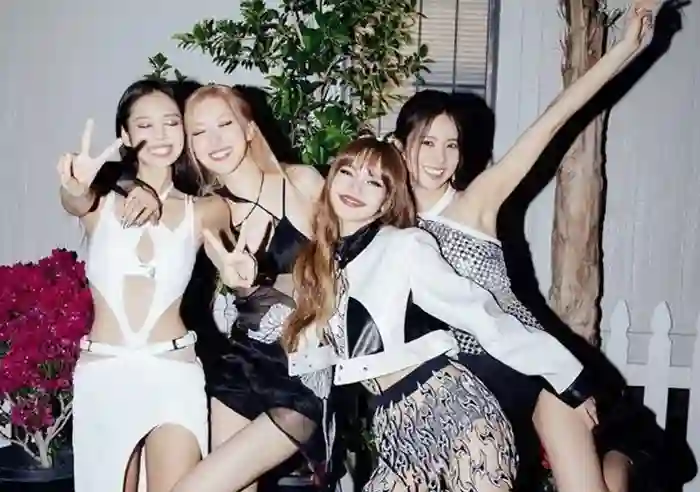 BLACKPINK akan tampil di Vietnam dan kontroversi terkait sengketa kedaulatan di Laut China Selatan