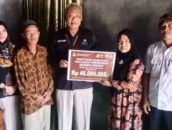 KPU Brebes Santuni Penyelenggara Adhoc yang Meninggal dan Kecelakaan Saat Bertugas