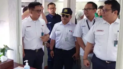 Kecepatan Kereta Api Cirebon - Tegal Akan Ditingkatkan