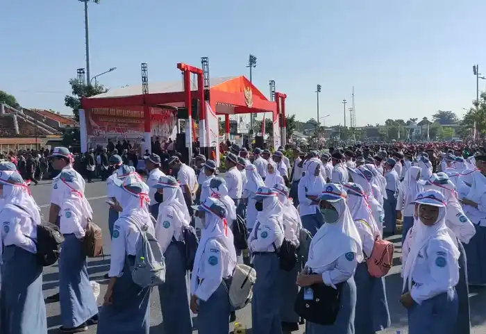 Kirab Kebangsaan dan Doa Bersama, Kado Masyarakat Pekalongan untuk HUT Bhayangkara ke-77