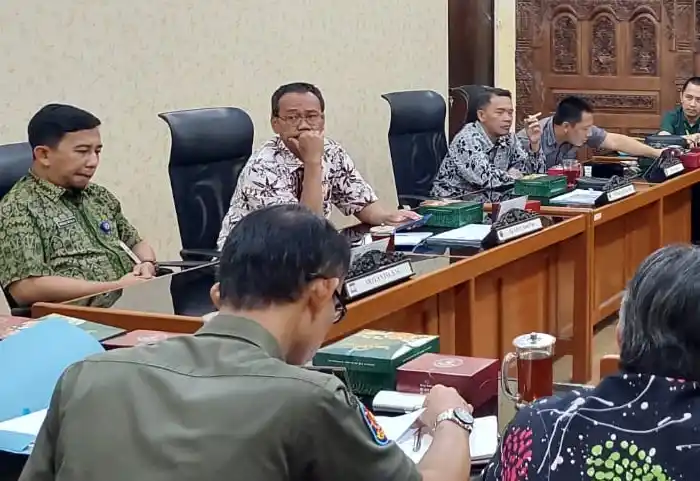 Komisi II DPRD Tegal Minta Pemkab Tegas Terhadap Pabrik Tak Berizin