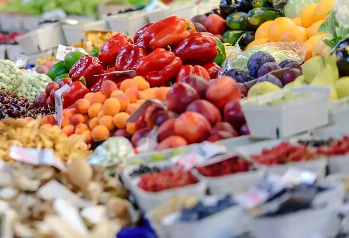 Pasar pedagang sayur yang segar dan bersih