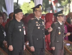 Bupati Grobogan Hadiri Upacara HUT ke-78 RI dengan Pakaian Adat Aceh