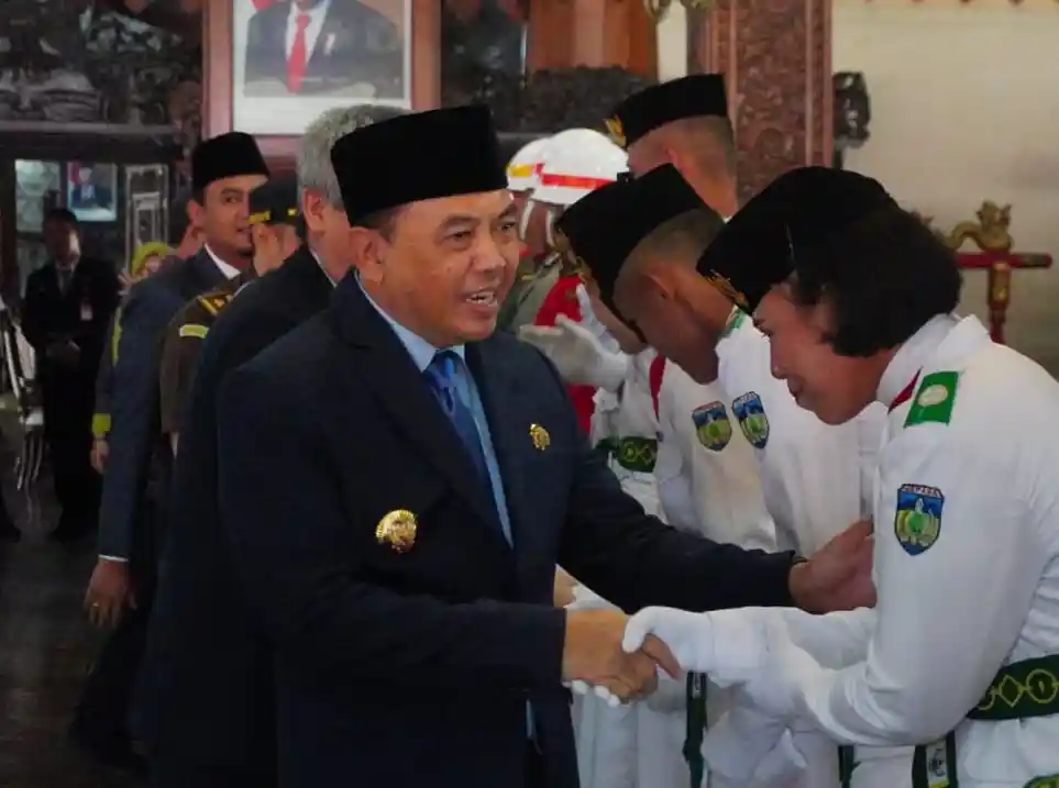 Bupati Kendal dan Jepara Kukuhkan Paskibraka 2023