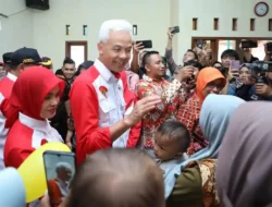 Ganjar Beri Kejutan di HUT Jateng, Rehab Rumah Warga Brebes yang Tak Layak Huni