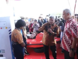 Ganjar Pranowo Dorong Nelayan Cilacap Beralih ke Kapal Listrik, Biaya Melaut Lebih Murah