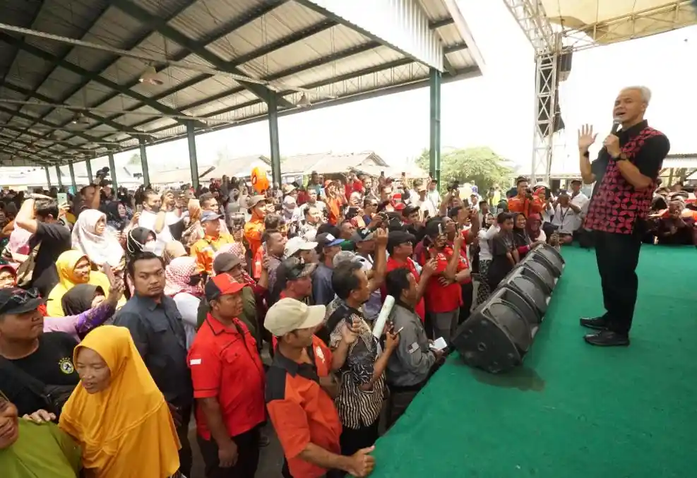 Ganjar Pranowo Resmikan Pasar Sengon Brebes, Pedagang Bawang Merah Berterima Kasih