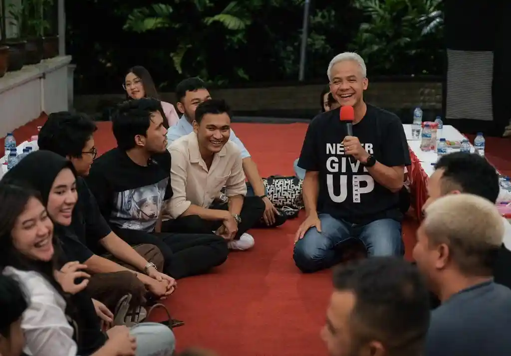 Ganjar Pranowo dan Para Influencer Diskusikan Masa Depan Indonesia