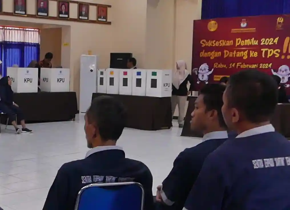 KPU Temanggung Bekali Penyandang Disabilitas Cara Coblos yang Benar