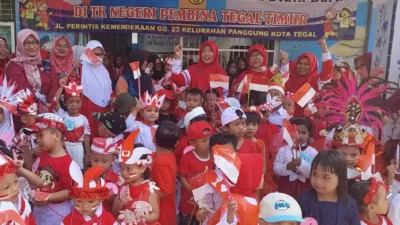 TK Negeri Pembina Tegal Timur Gelar Lomba Nasionalisme dalam Rangka HUT RI ke-78