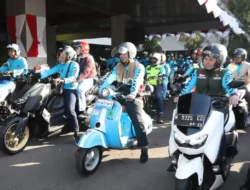 Wagub Jateng Touring Gayeng dengan Vespa Listrik, Ganjar Puji Tidak Pamer Motor Mewah