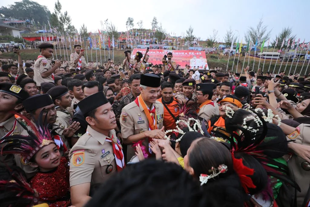 Ganjar Pranowo Sambut Antusias Pramuka Jateng di Hari Pramuka ke-62