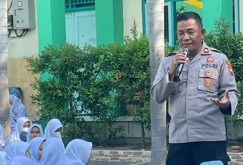 Polisi Datangi Sekolah, Ini yang Dilakukan kepada Siswa-siswi SMU Ihsaniyah