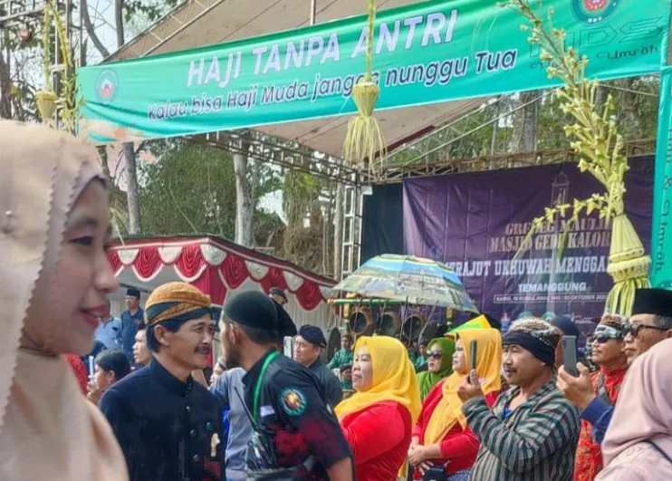 Seribu Tumpeng untuk Maulid Nabi, Warga Kaloran Tunjukkan Kerukunan Antar Umat Beragama