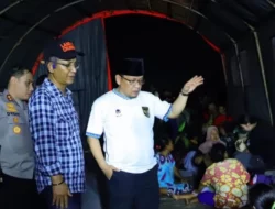 Bencana Banjir di Demak: Tim Kudus Beraksi, Pengungsi Dapat Bantuan!