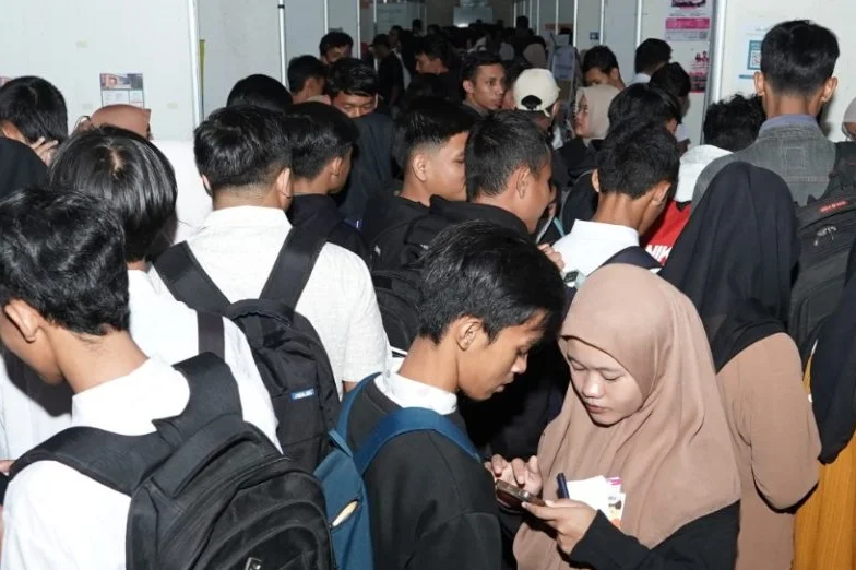 Pencari Kerja Serbu Salatiga Job Fair 2024